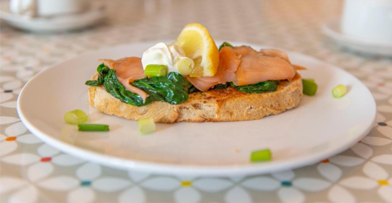 Dingle Marina Lodge Eksteriør bilde