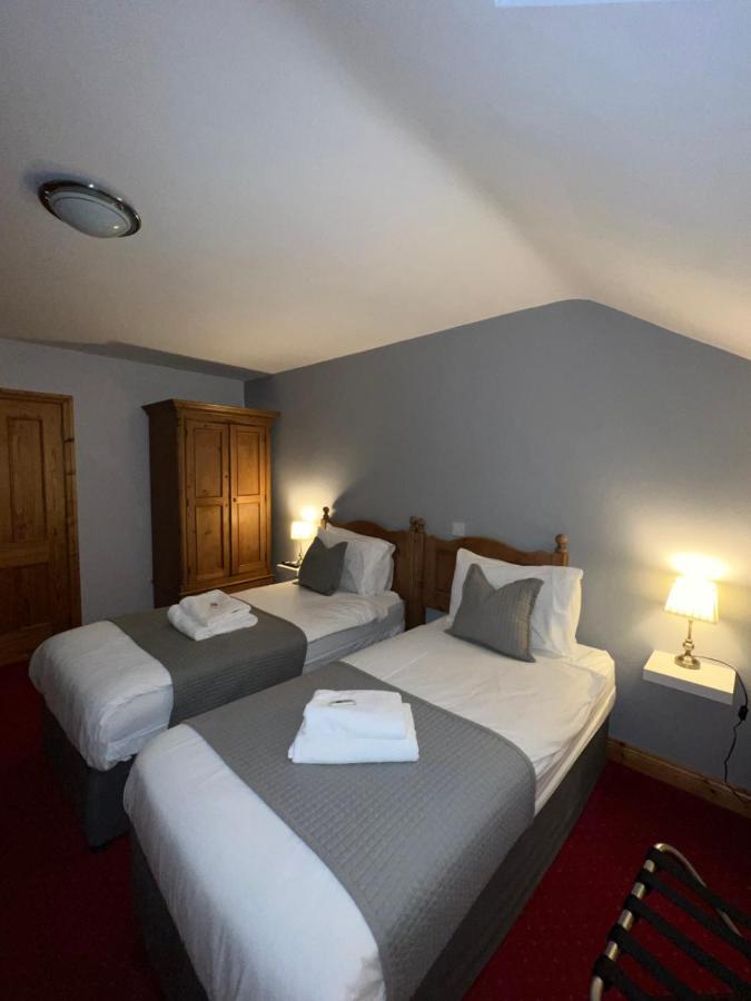 Dingle Marina Lodge Eksteriør bilde