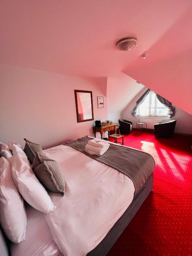 Dingle Marina Lodge Eksteriør bilde